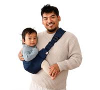 Marsupio a fascia Upsie Ergobaby per bambini 6 ai 48 mesi | Ideale per utilizzi brevi - Ideale per i bambini piccoli sempre in movimento - 7,7 a 20,4 kg, Midnight Blue