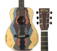 MARTIN & CO. - LX1 Life is Good Edizione Speciale, Chitarra Acustica Compatta Little Martin, Top in Abete Sitka Massello, Finitura Custom, Con Custodia