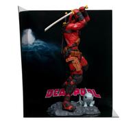 McFarlane Marvel Deadpool 1:10th Scale Collectible with Sce (PRESALE 20/09/2025)