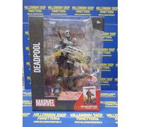 Marvel Collection - Statua in PVC 1/6 Deadpool #1 (Grey Suit Chase) 27 cm