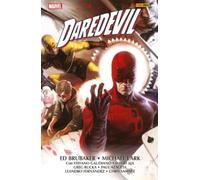 Marvel omnibus. daredevil de ed brubaker y michael lark 2