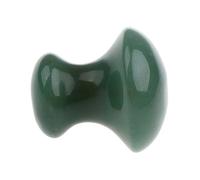 Massaggio facciale da donna, pietra di giada, rilassante, fungo, massaggio, pietra verde