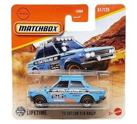 Matchbox - ´7 Datsun 510 Rally - MBX Adventure 51/125 - JBT02 - Short Card - Azzurro - Nissan - Good Year - Superfast Lesney - Mattel 2025 - 1:64