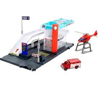 Matchbox- Playset Centro di Salvataggio, con Veicolo Ambulanza, Elicottero e Autotrasportatore, Giocattolo per Bambini 3+ Anni, multicolore, GVY83