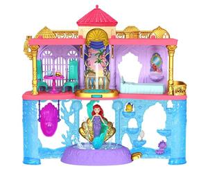 Mattel Disney Princess - Il Castello dei Due Mondi di Ariel, Set componibile Ispirato al Film, Mini Bambola e 1 Amico, 12 Accessori, 6 Aree Gioco e Piscina, Giocattolo per Bambini, 3+ Anni, HLW95