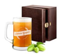Maverton Boccale per la Birra in vetro con personalizzazione - capienza 500 ml idea regalo per il compleanno - H12 cm x Ø8,5 cm - Perfetto per ogni uomo amante della buona Birra - migliore al mondo