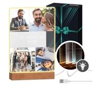 Maverton Cornice LED luminosa con supporto in legno - Quadro in vetro acrilico personalizzato con collage di foto - Lampada con foto per uomo per il compleanno - Festa - XL: 21x32x4,5cm