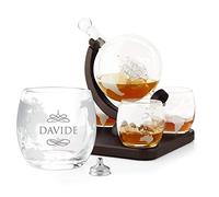 Maverton Decanter per Whisky in vetro - incisione personalizzata - Caraffa a forma di mappamondo da 850 ml + 4 Set bicchieri whisky - idea regalo per l’uomo - infinito
