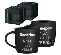 Maverton Set di 2 Tazze Colazione - Due Tazze Personalizzate in Ceramica Nere Opache - Tazzine Caffe per Coppia con Dedica Incisa - Idee Regalo Fidanzato Anniversario Genitori