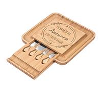 Maverton Tagliere per formaggio e salumi in legno - set 3 coltelli 1 forchetta - incisione personalizzata - H4cm x L34cm - regalo di compleanno per la donna - con amore