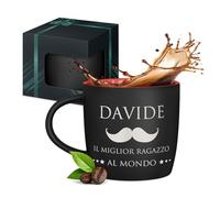 Maverton Tazza da caffè macchiato o tè in ceramica - 400 ml - Incisione personalizzata - Tazze con manico per bevande per Lui - Bicchiere da colazione per compleanno uomo - Interno rosso - baffo