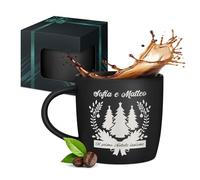 Maverton Tazza da caffelatte o tè in ceramica - 400 ml - Incisione personalizzata - Tazze da colazione per bevande per anniversario - Bicchiere con manico per una coppia - Interno nero - Natale