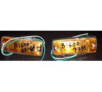 MAZDA BONGO E2000 MODEL1983 92 PARAFANGO SEGNALE DI SVOLTA COPPIA LUCI L R NUOVO