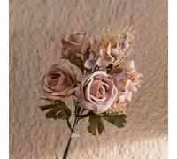 Mazzi di Rose Artificiali Chic Migliorano l'Appello Estetico della Tua Casa