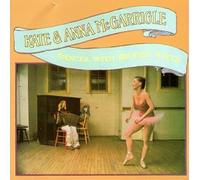 Mc Garriggle,Kate & Anna - Dancer with Bruised Knee