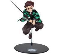 McFarlane Toys, Demon Slayer - Action Mega figure di Tanjiro Kamado da 30,5 cm, serie Netflix Demon Slayer, da collezione, con base di supporto da collezione, età 12+