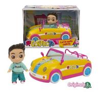 MEC30000 ME CONTRO TE MINI DOLL 12CM LUI IN AUTO CABRIO