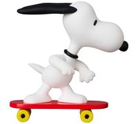 Medicom Toy Ultra Detail Figure No.824 UDF Peanuts Serie 17 Skateboard Snoopy