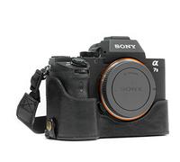 Megagear MG1129 - Mezza custodia in vera pelle per fotocamera Sony Alpha A7S II, A7R II, A7 II, A7 II, con tracolla, colore: Nero