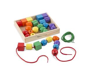 Melissa & Doug Perline Grandi in Legno da Infilare - Cassetta in Legno con Perline Colorate, Gioco di Incastri, Giochi Montessori Educativi, Regalo per Bambini e Bambine, 3+ Anni