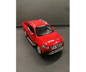 Mercedes Benz x-Class Rosso Kinsmart Auto Giocattolo Modello 1/42 Scala