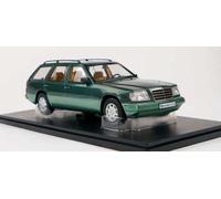 Mercedes E-Class T Model 1995 Green 1/18 - T9-1800360 TRIPLE9