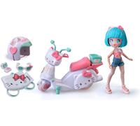 Famosa 4SF - Hello Kitty Pretty Pink Scooter, bambola giapponese alla moda con moto, figura di 19,5 cm con 15 punti di articolazione, con casco e borsa, indossa un top con microscorta (HKTF3000)