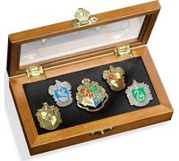 Spille delle cinque case di Hogwarts della collezione Noble Harry Potter in vetrina