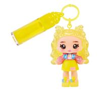 Yummiland x PEEPS Lip Gloss Doll - Goldie Mallows - Include 1 Bambola con Abiti Personalizzabili e Kit Lucidalabbra, Profumo e Base Trasparente - Età 4+