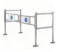 Metallo del magazzino del cancello di sicurezza dell'entrata del supermercato cancello