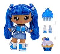 MGA Entertainment YUMMILAND Large Doll and Num Nom Lipgloss Pet - Rory Blueberry e Goodie - Bambola profumata con kit di lucidalabbra fai da te - Età 4+