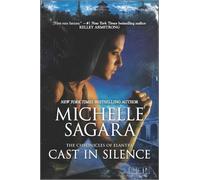 Michelle Sagara Cast in Silence (Tascabile) Chronicles of Elantra Novel