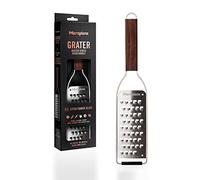 Microplane Grattugia Lama ultra spessa per Patata, Zucchina, Carota, Mela, Cavolo e Formaggio con manico in legno di noce e lame in acciaio inossidabile - Made in USA