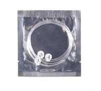 Migliora facilmente il suono del tuo ukulele con il nostro set di corde in carbonio fluoro di lunga durata adatto a qualsiasi livello di musicista