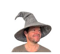 MIMIKRY Cappello da Stregone Gandalf Hobbit con Pizzo Curvo Aspetto Pelle Grigio - Merlino Mago Strega
