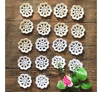MINDPLUS Set di 18 Mini Centrini all'Uncinetto a Mano Fiori da 5 cm in Cotone Bianco Beige Piccoli Petali all'Uncinetto Centrini in Pizzo per l'artigianato (9 pezzi Bianco e 9 pezzi Beige, 5cm)
