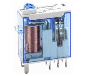 Mini relè industriale Finder bobina 24V DC 8A 465290240040