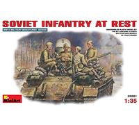 MiniArt 35001 - Equipaggio di carro Armato sovietico in Pausa