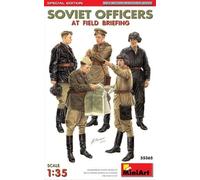 MINIART 35365 1/35 Soviet Officers at Field Briefing Special Edition