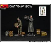 Miniart GERMAN SOLDIERS W/JERRY CANS KIT 1:35