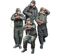 Miniart MA37063 Modellino Veicolo da Guerra In Plastica da Montare, Soviet Tank Crew 1970-1980S. Winter Uniform, Scala 1:35