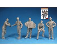 MINIART MIN35275 GERMAN TANK CREW (NORMANDY 1944) KIT 1:35 Modellino