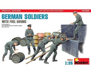MINIART MIN35366 GERMAN SOLDIERS W/FUEL DRUMS SPECIAL EDITION KIT 1:35 Modellino
