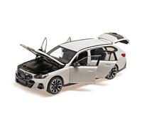 Minichamps 110023601 - i5 M60 Touring White Metallic 2024 - Scala 1/18 - modellino Auto