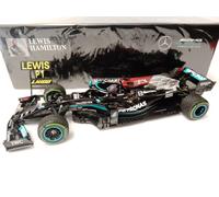 Minichamps Mercedes AMG W12 Lewis Hamilton Russian GP 2021 1/18 110211544