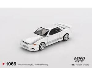 MINIGT1066 Nissan Skyline GT-R (R32) VeilSide Combat C-1 white SCALA 1:64