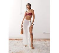 Miss Selfridge - Pareo in chiffon trasparente color crema con volant e dettaglio annodato-Bianco L