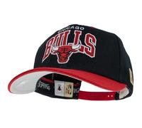 Mitchell & Ness Team Arch Cappellino da Baseball con Chiusura Classic Red Snapback - Chicago Bulls (Nero/Rosso)