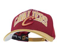 Mitchell & Ness Team Arch Cappellino da Baseball con Chiusura Classic Red Snapback - Cleveland Cavaliers (Borgogna/Oro)