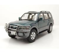 Mitsubishi Pajero V73 Verde Modellino 1:18 Sun Star